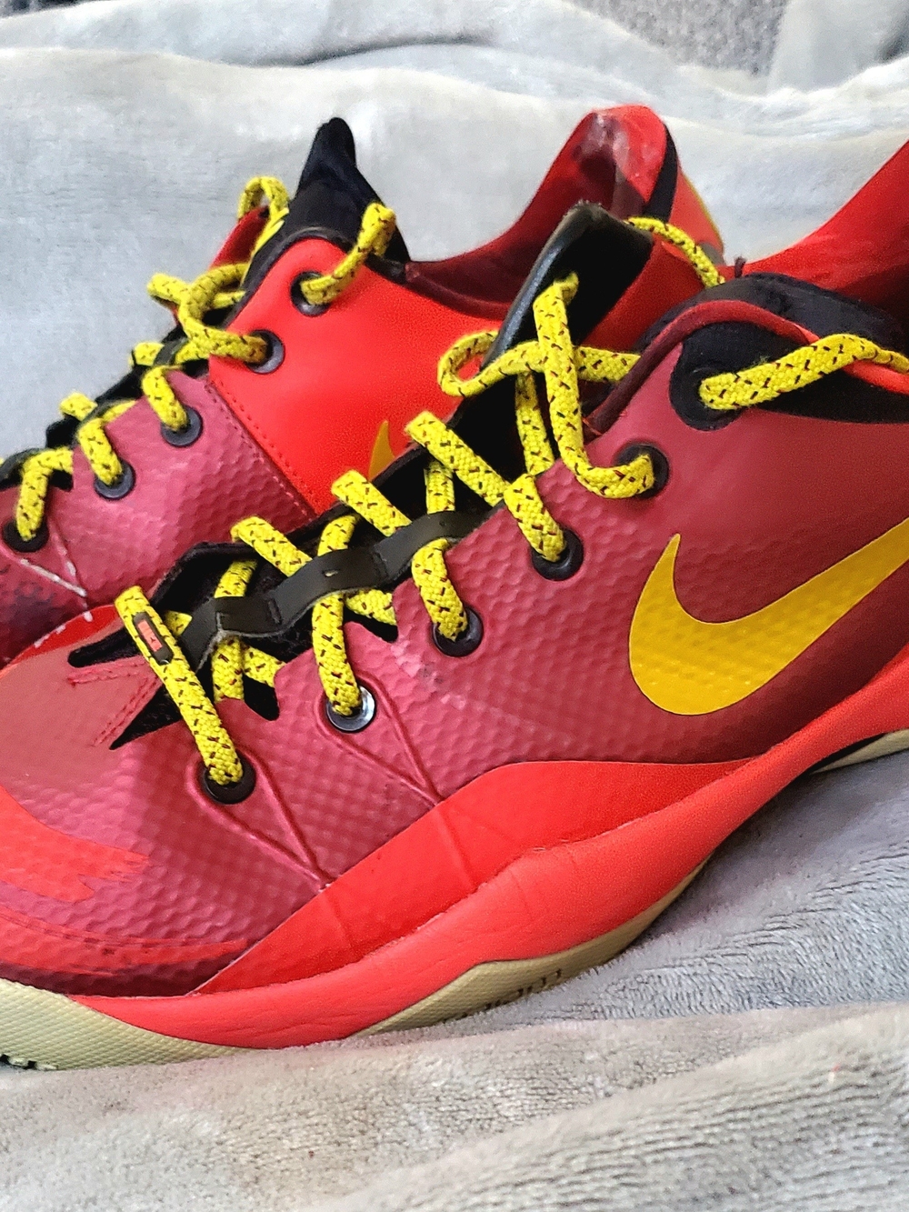 Nike Zoom Kobe Venomenom 4 Year of the Horse 635578-600 Men's Size 13